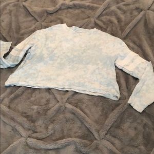 Hollister || cropped long sleeve shirt